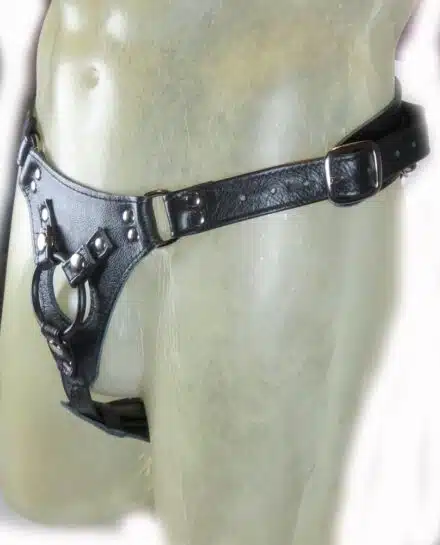 Deluxe Leather Strap-on Harness "The Minx" by Aslan - Image 3