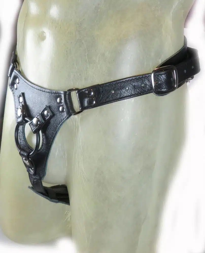 Deluxe Leather Strap-on Harness "The Minx" by Aslan - Image 3