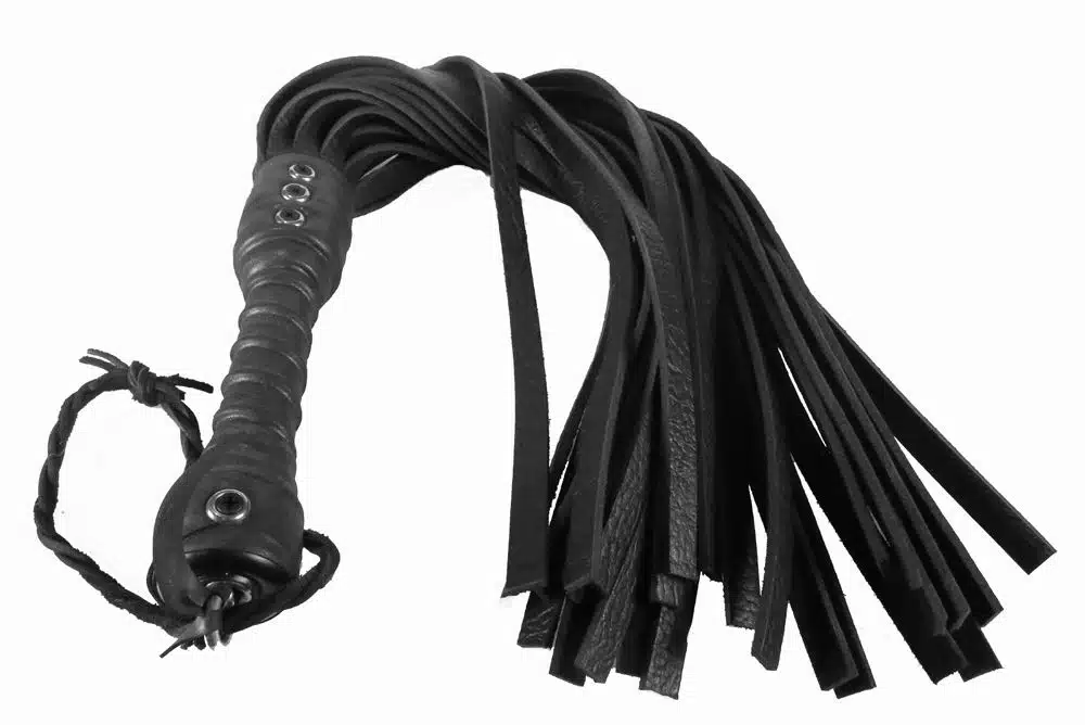 Fullsize Bullhide Flogger - Image 3