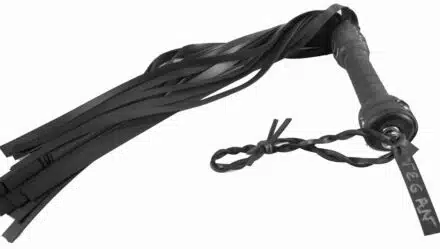 Midsize Rubber Flogger with Standard Handle - Image 4