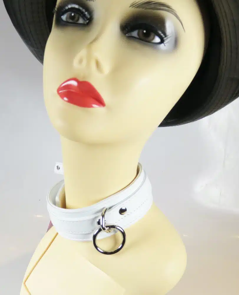 1 1/2 inch Wide Leather Collar with Locking Buckle - Image 5