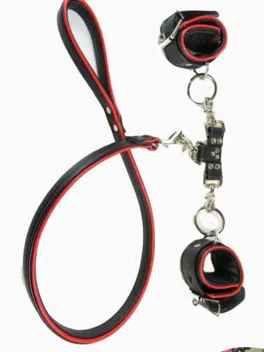 Bondage Set with Wrist Cuffs, 3-way Connector and Leash