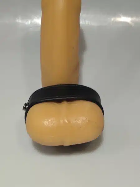 Adjustable Leather Ball Stretcher