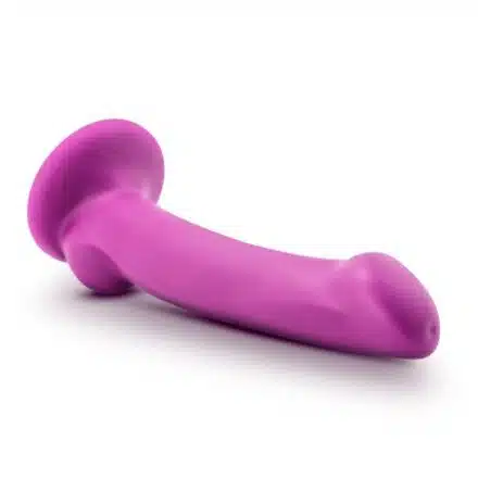 Avant D9 Silicone Dildo with Suction Cup - Image 4
