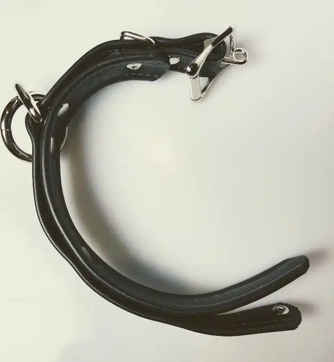 Plain Leather  Wrist Cuffs in Colors - Image 4